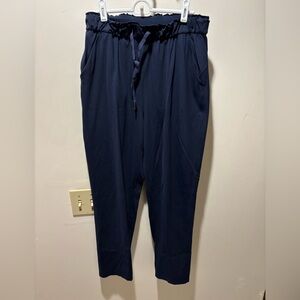 Lululemon Jogger on the fly? Navy 6